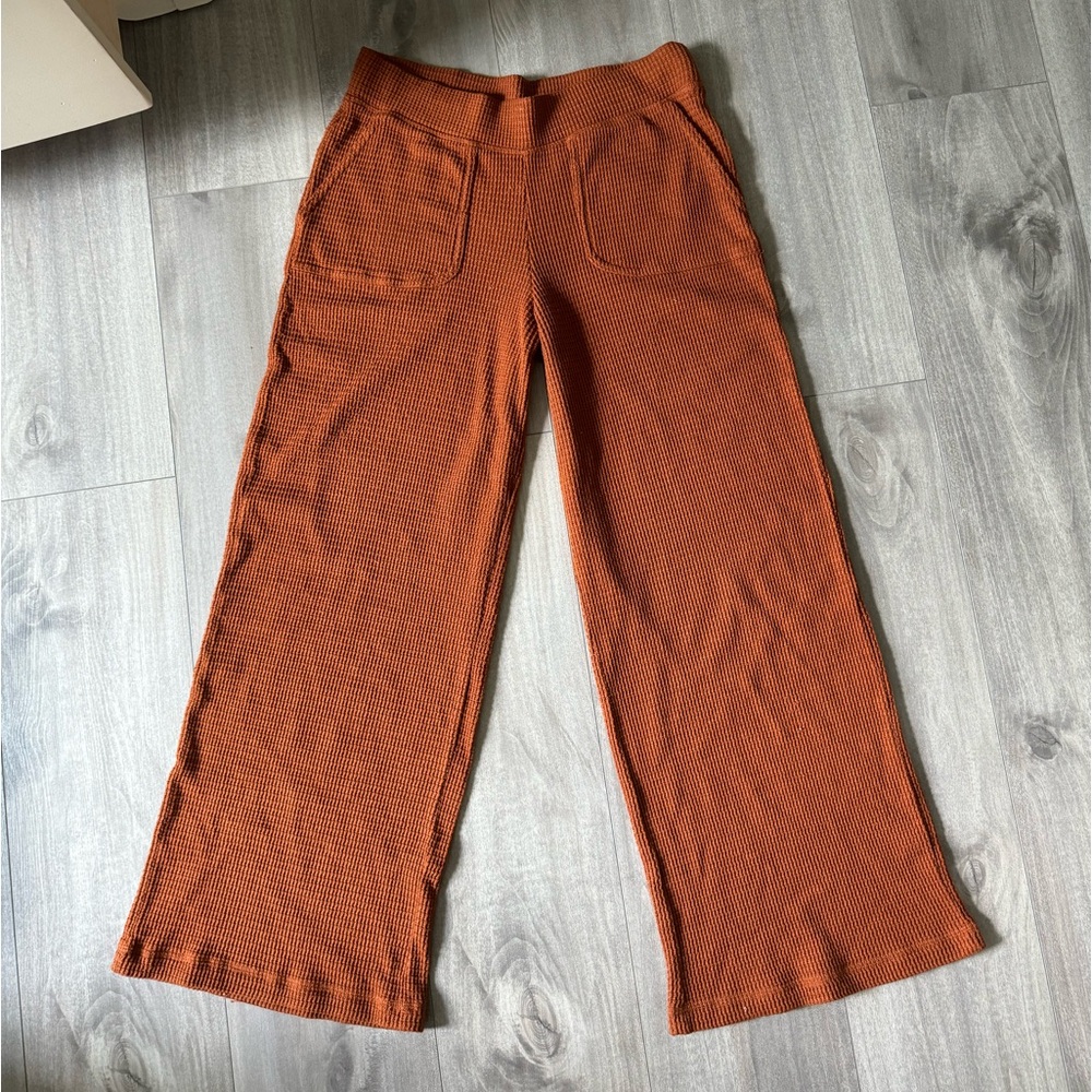 Gilly Hicks size medium lounge pants wide leg